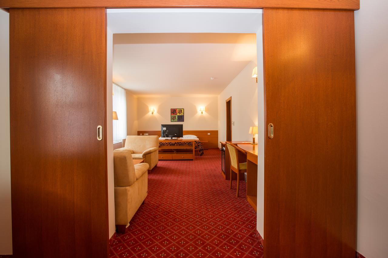 Hotel Celeia Celje Zewnętrze zdjęcie