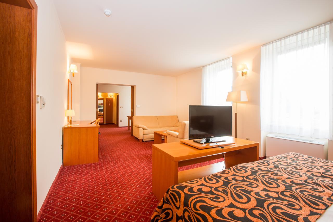 Hotel Celeia Celje Zewnętrze zdjęcie